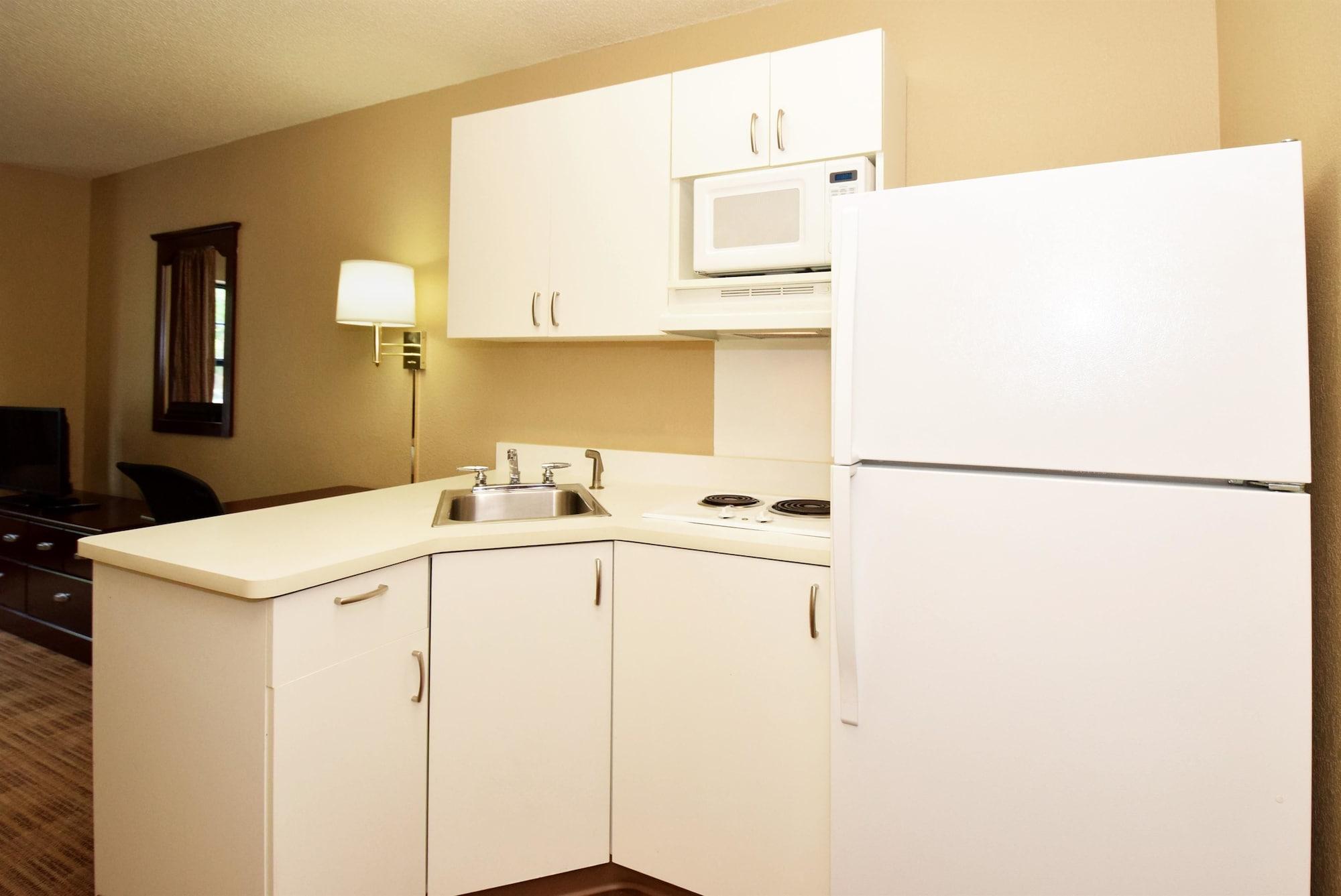 Extended Stay America Suites - Indianapolis - Castleton Eksteriør billede